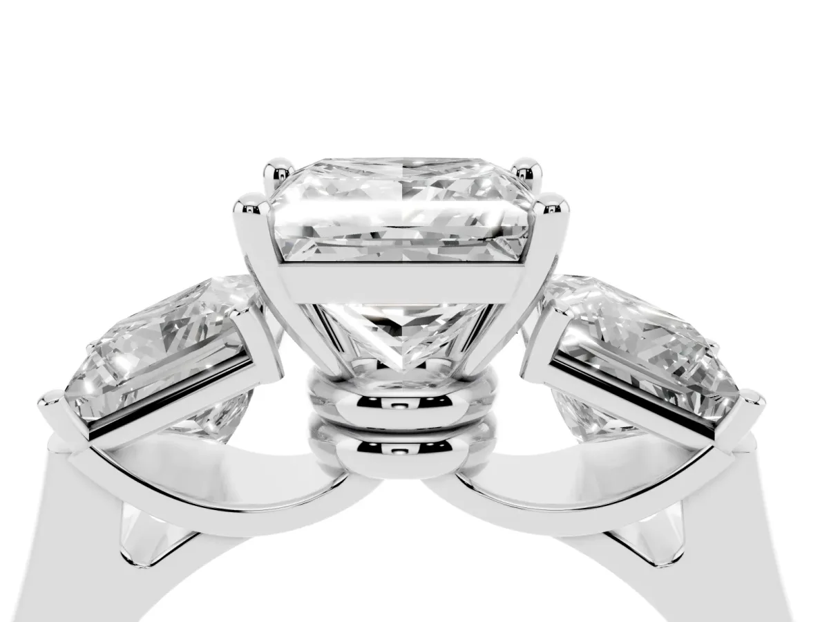 Three-Stone Princess Cut Brilliant Diamond Trellis Ring with Comfort Fit Band White gold