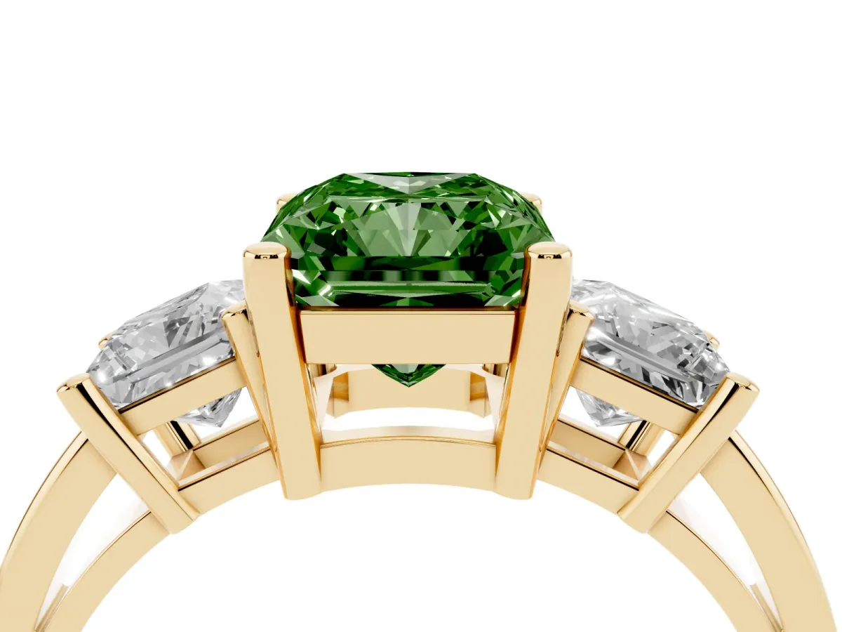 Fancy Green Three-Stone Radiant Cut Cut Solitaire Ring with Prong Setting Yellow gold