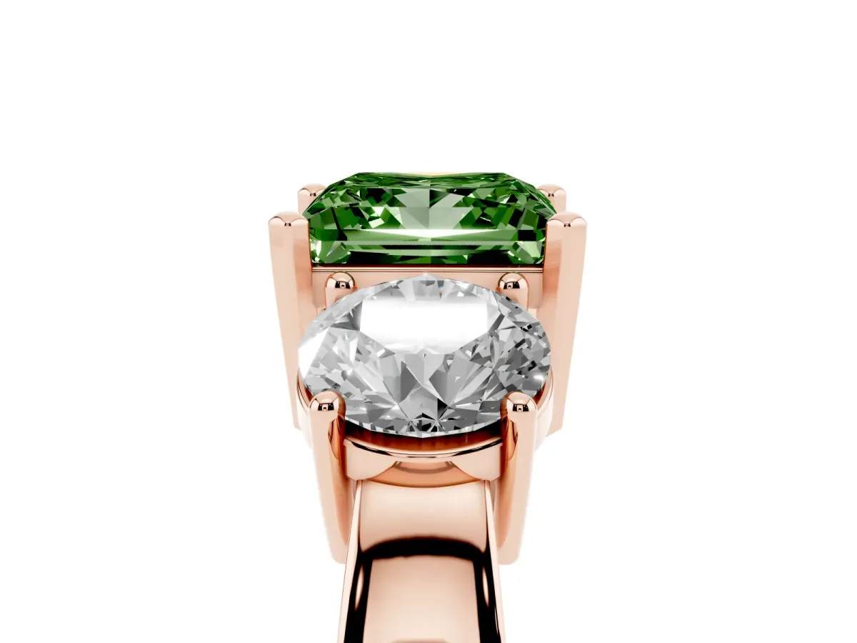 Fancy Green Three-Stone Princess Cut Diamond Ring with Round Side Stones, Classic Band, and Four-Prong Setting Rose gold