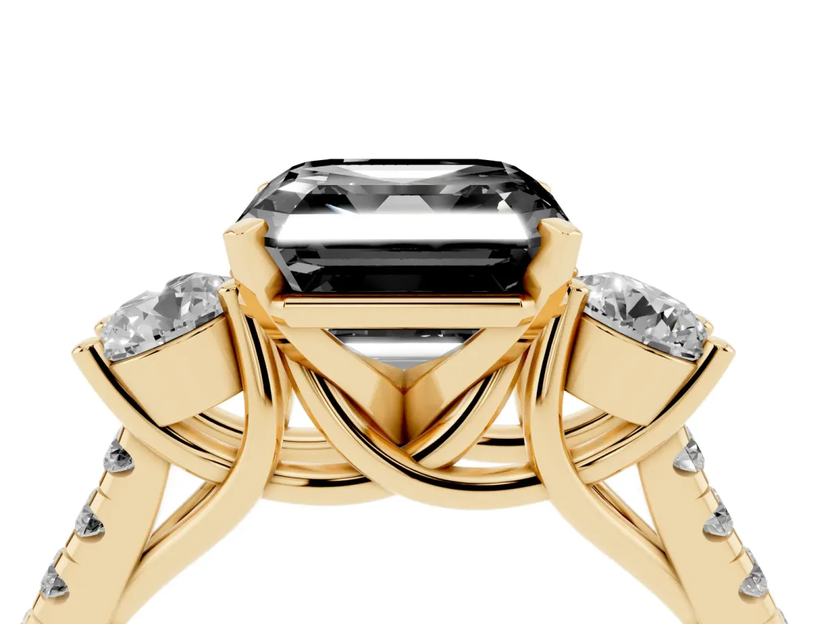 Fancy Black Three-Stone Asscher Cut Diamond Pavé Band with Four-Prong Setting Yellow gold