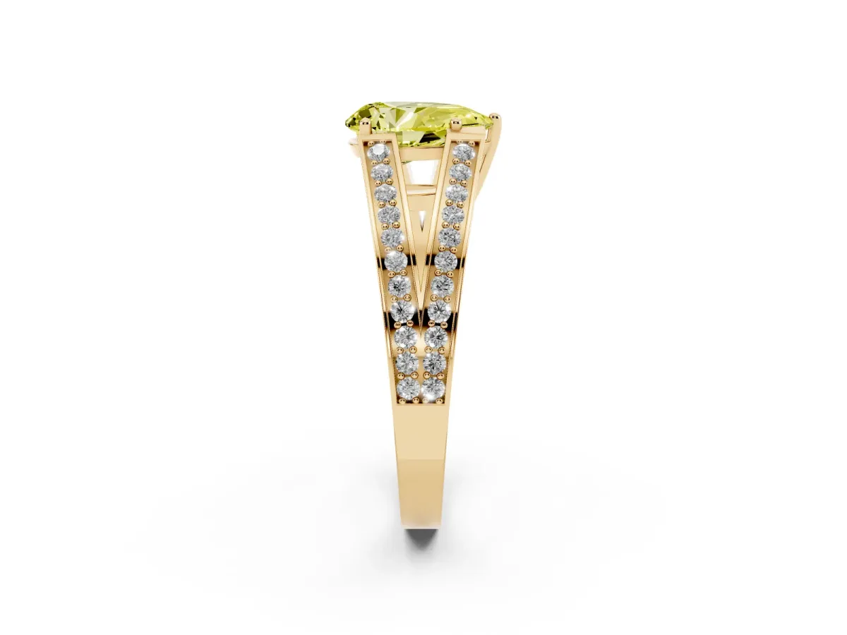 Fancy Yellow Pear Cut Diamond Split Shank Ring with Pavé Band and Four-Prong Setting Yellow gold