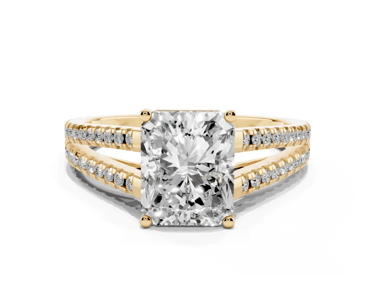 Radiant Cut Diamond Solitaire Engagement Ring with Split Shank Pavé Band Yellow gold