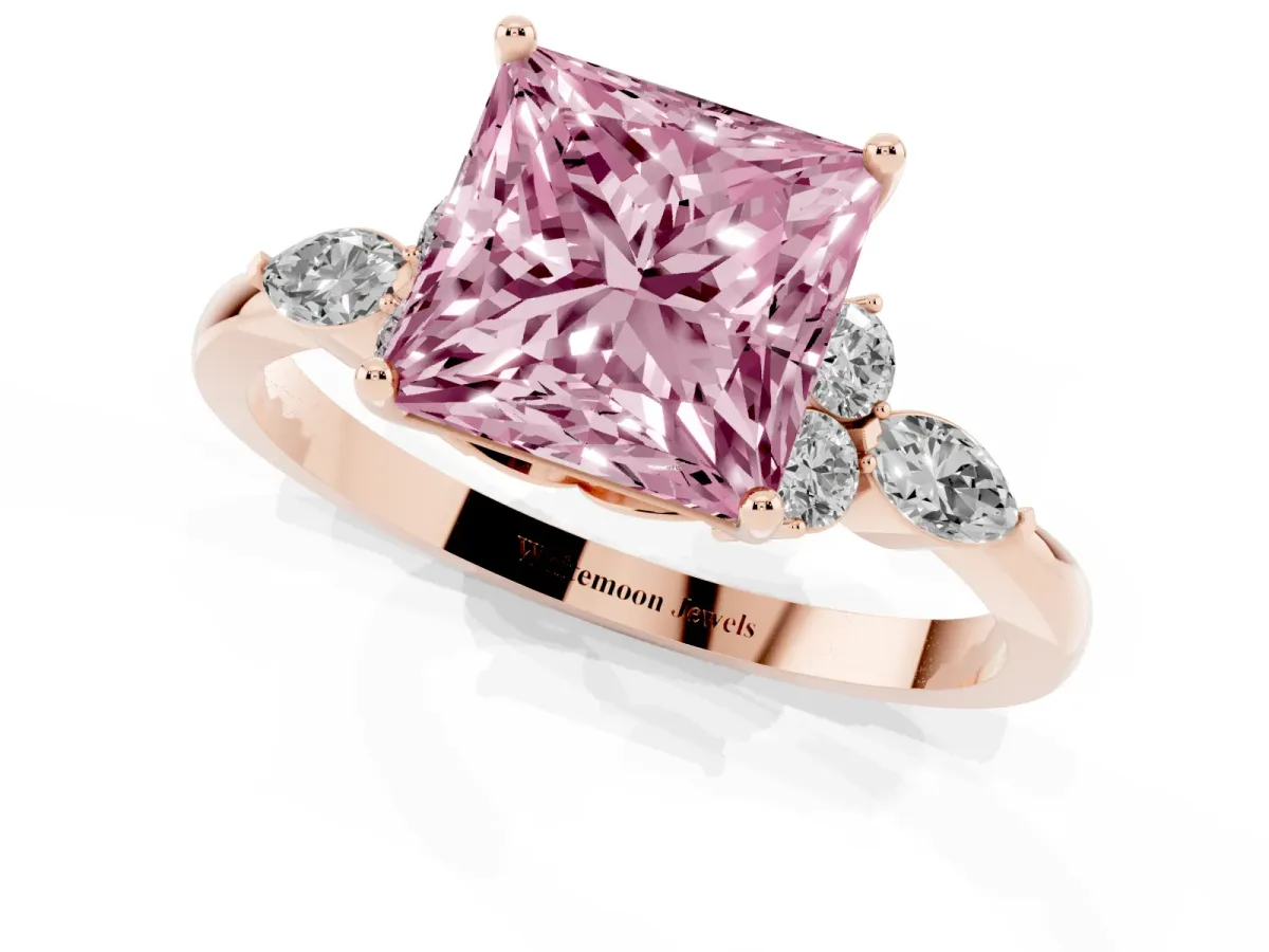 Fancy Pink Princess Cut Brilliant Diamond Solitaire Ring with Pear Side Stones and Four-Prong Setting Rose gold