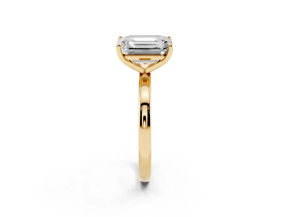 Fancy Green Pear Cut and Emerald Cut Toi Moi Ring with Prong Setting Yellow gold