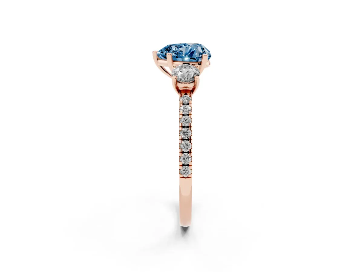 Fancy Blue Three-Stone Heart Cut Cut Diamond Pavé Band with Prong Setting Rose gold