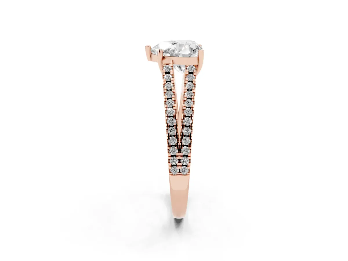 Heart Cut Diamond Solitaire Engagement Ring with Split Shank Pavé Band Rose gold