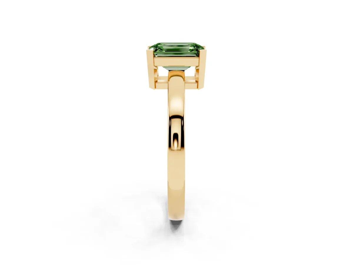 Fancy Green Emerald Cut Cut Solitaire Ring with Four-Prong Setting and Classic Band Yellow gold