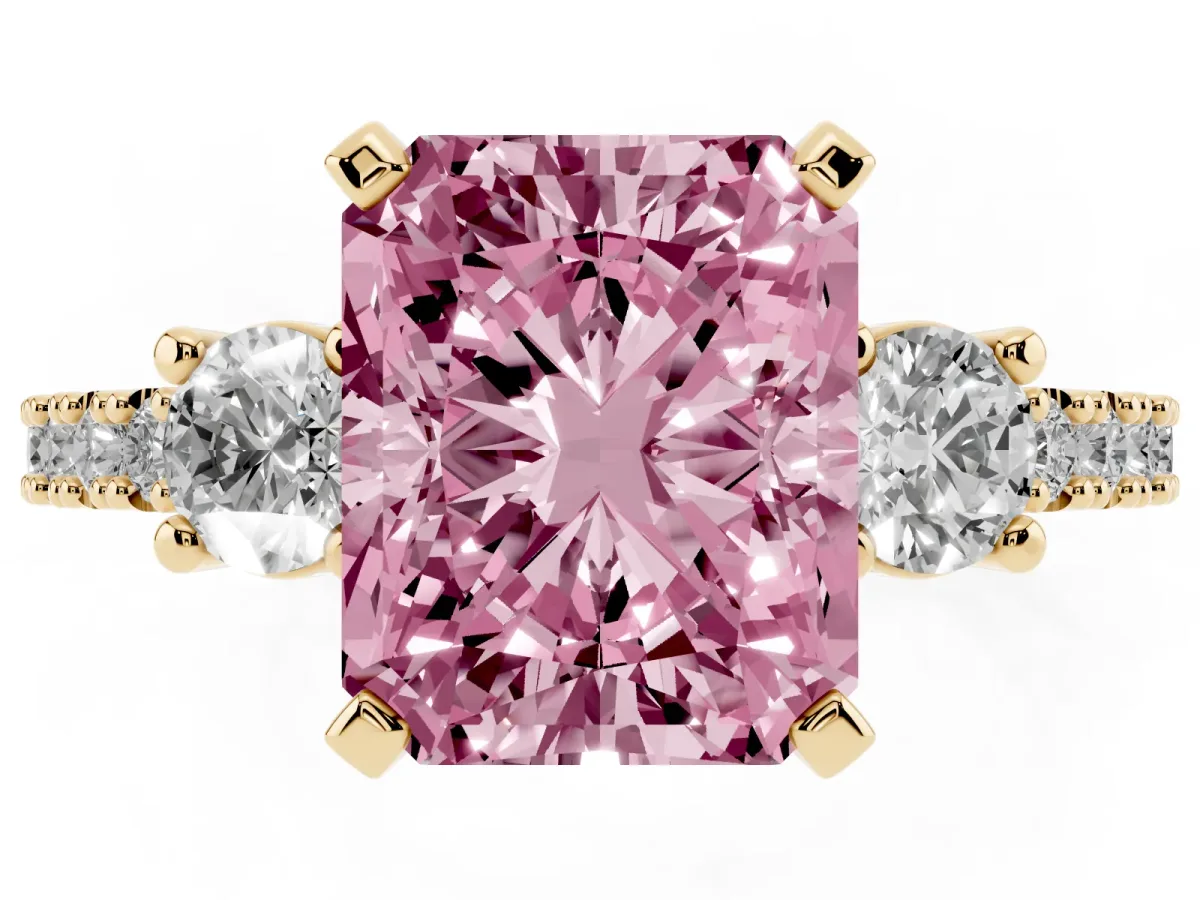 Fancy Pink Radiant Cut Three-Stone Diamond Pavé Band with Prong Setting Yellow gold