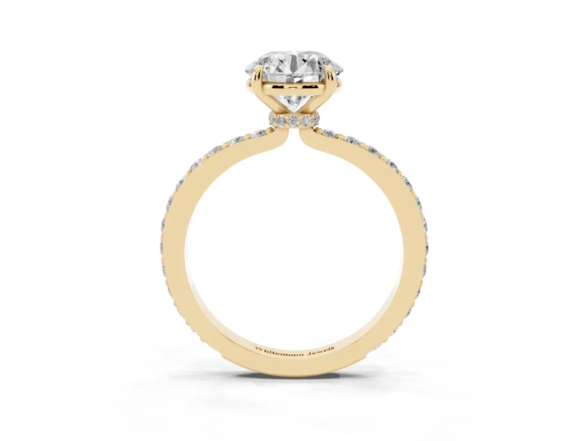 Round Cut Diamond Pavé Engagement Ring with Round Accents and Prong Setting Yellow gold