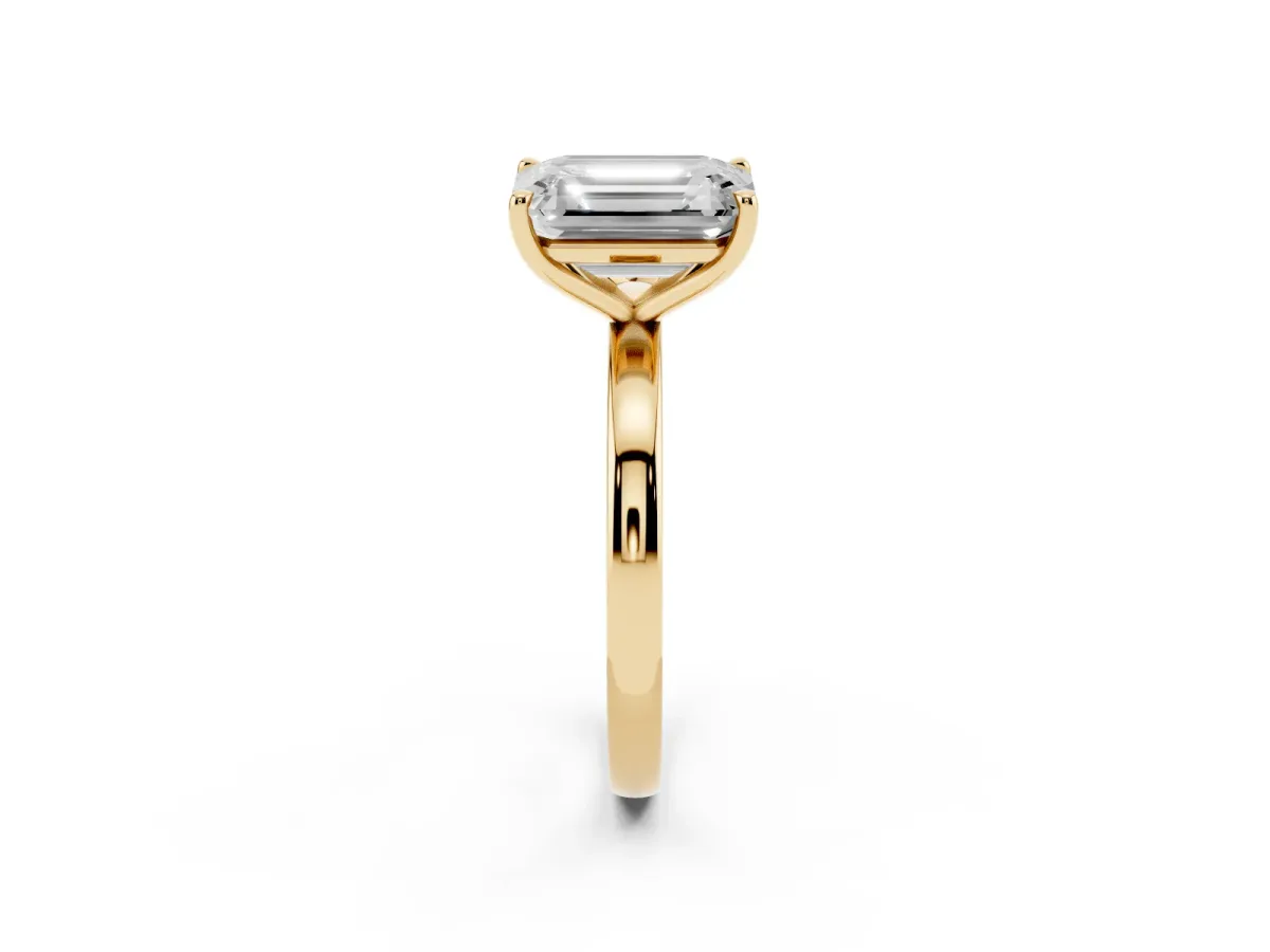 Pear Cut and Emerald Cut Toi Moi Ring with Prong Setting Yellow gold