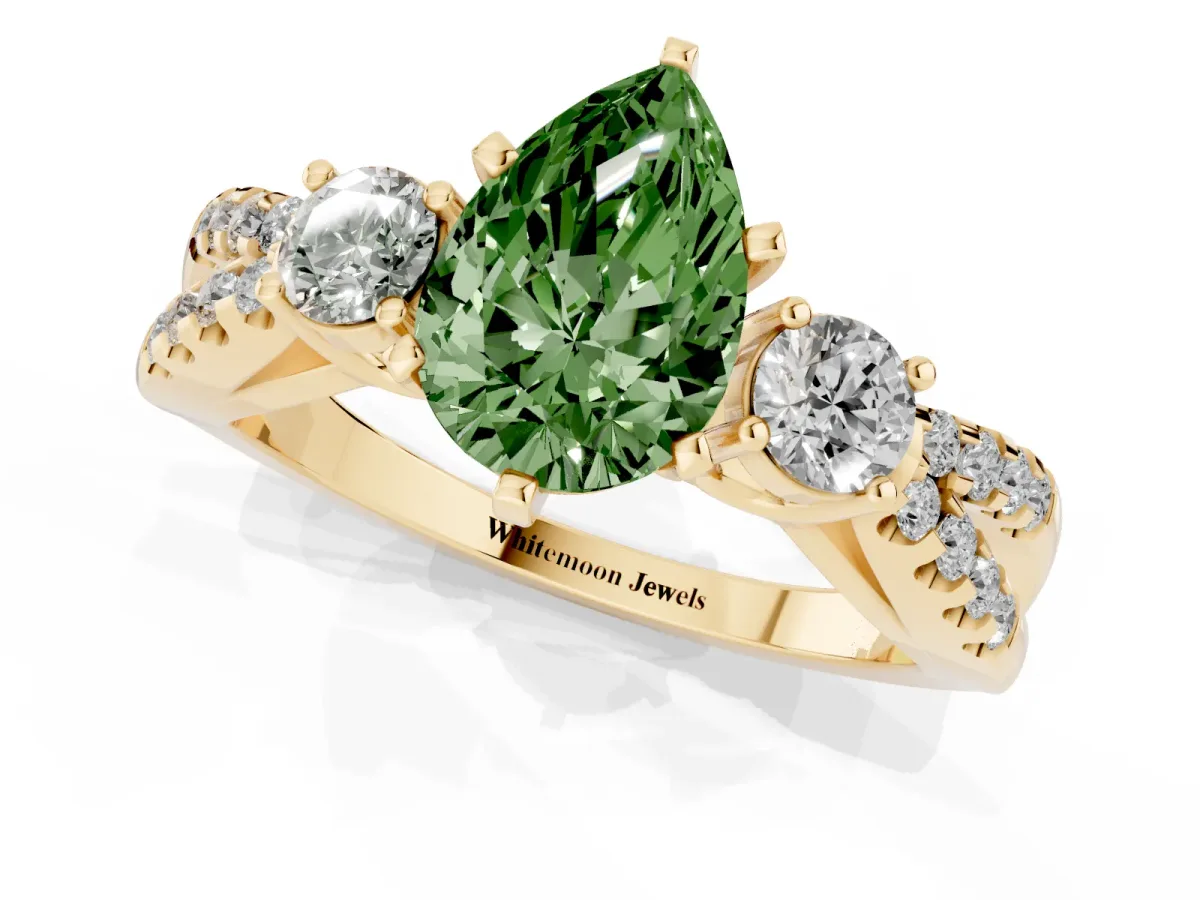 Fancy Green Pear Cut Diamond Three-Stone Ring with Pavé Split Shank and Four-Prong Setting Yellow gold