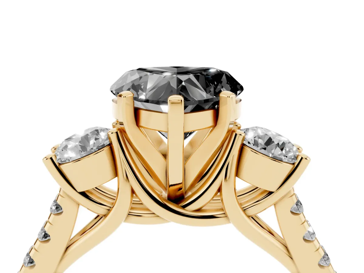 Fancy Black Three-Stone Heart Cut Diamond Pavé Band with Four-Prong Setting Yellow gold