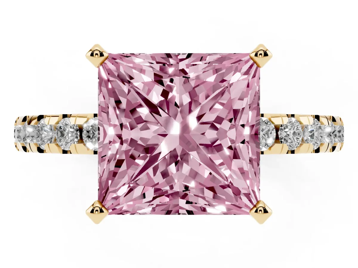 Fancy Pink Princess Cut Diamond Solitaire Ring with Round Pavé Band and Four-Prong Setting Yellow gold