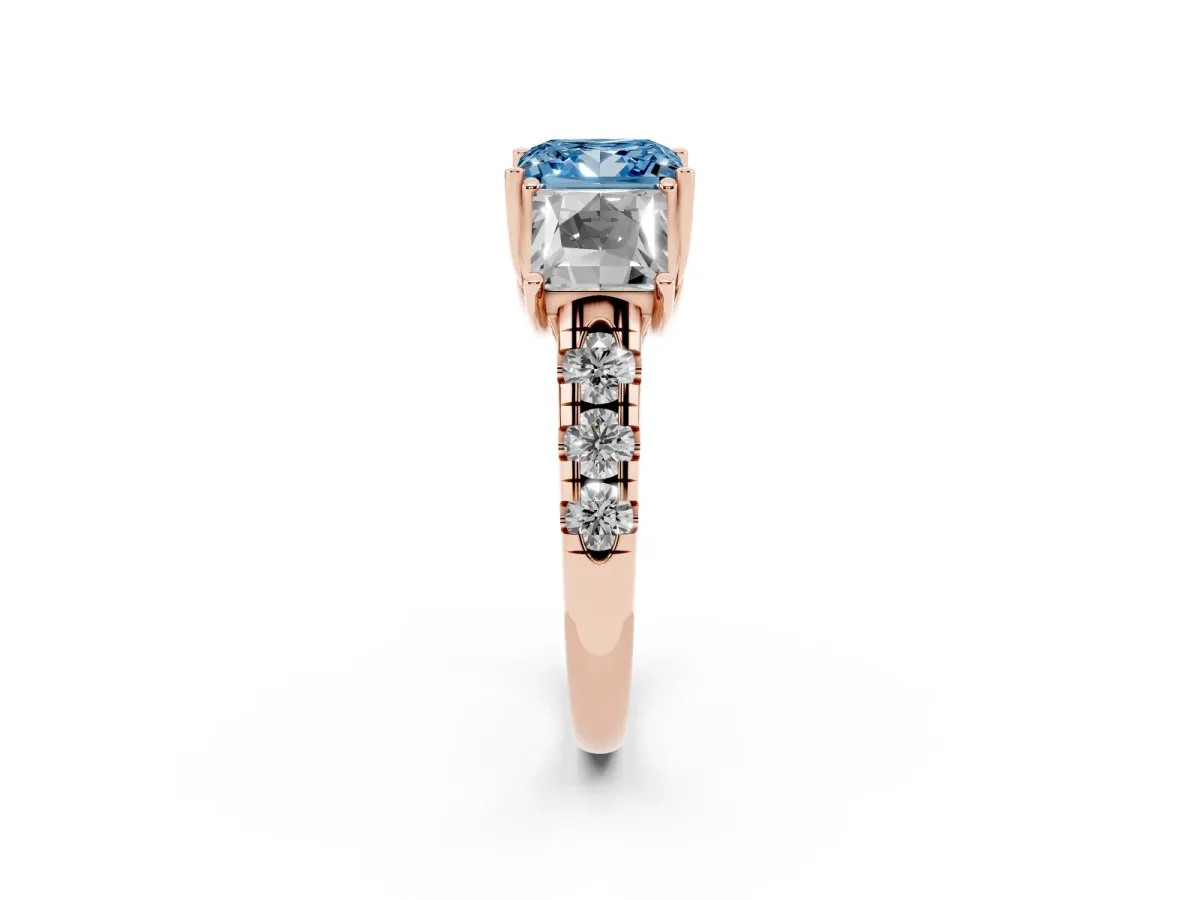 Fancy Blue Three-Stone Princess Cut Diamond Pavé Band with Prong Setting Rose gold