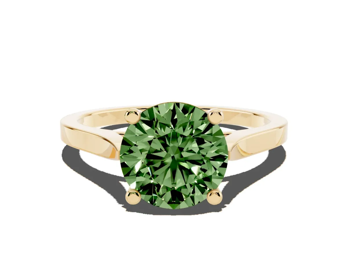 Fancy Green Round Cut Solitaire Diamond Ring with Four-Prong Setting and Tapered Band Yellow gold