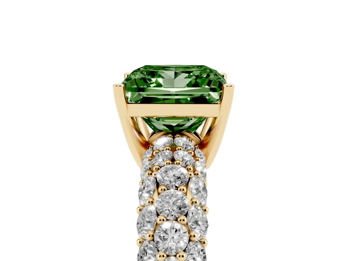 Fancy Green Princess Cut Diamond Pavé Band Solitaire Ring with Four-Prong Setting Yellow gold