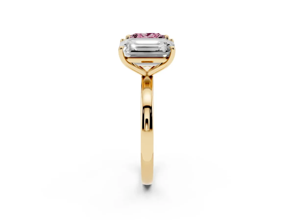 Fancy Pink Princess Cut and Emerald Cut Toi Moi Ring with Prong Setting Yellow gold