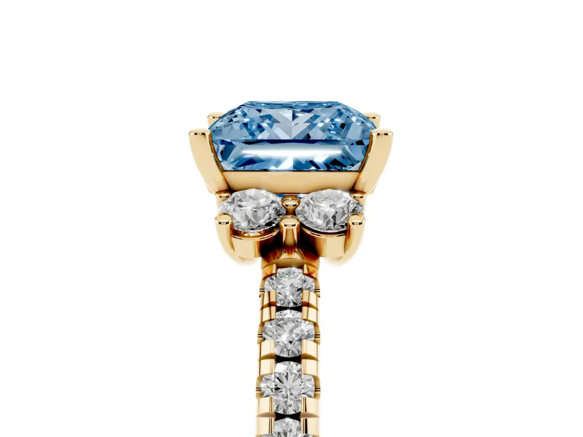 Fancy Blue Princess Cut Diamond Three-Stone Pave Band with Four-Prong Setting Yellow gold