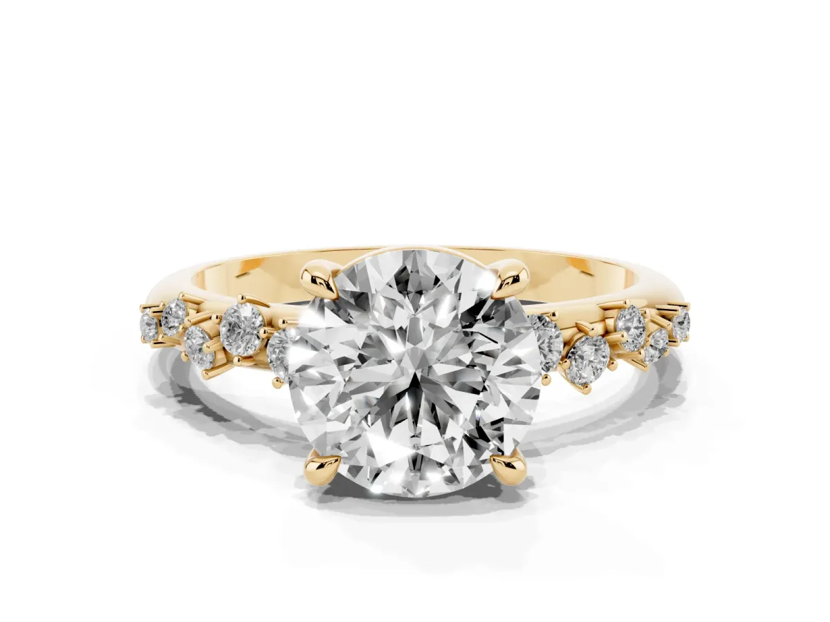 Round Cut Cut Diamond Vine Band with Four-Prong Setting Yellow gold