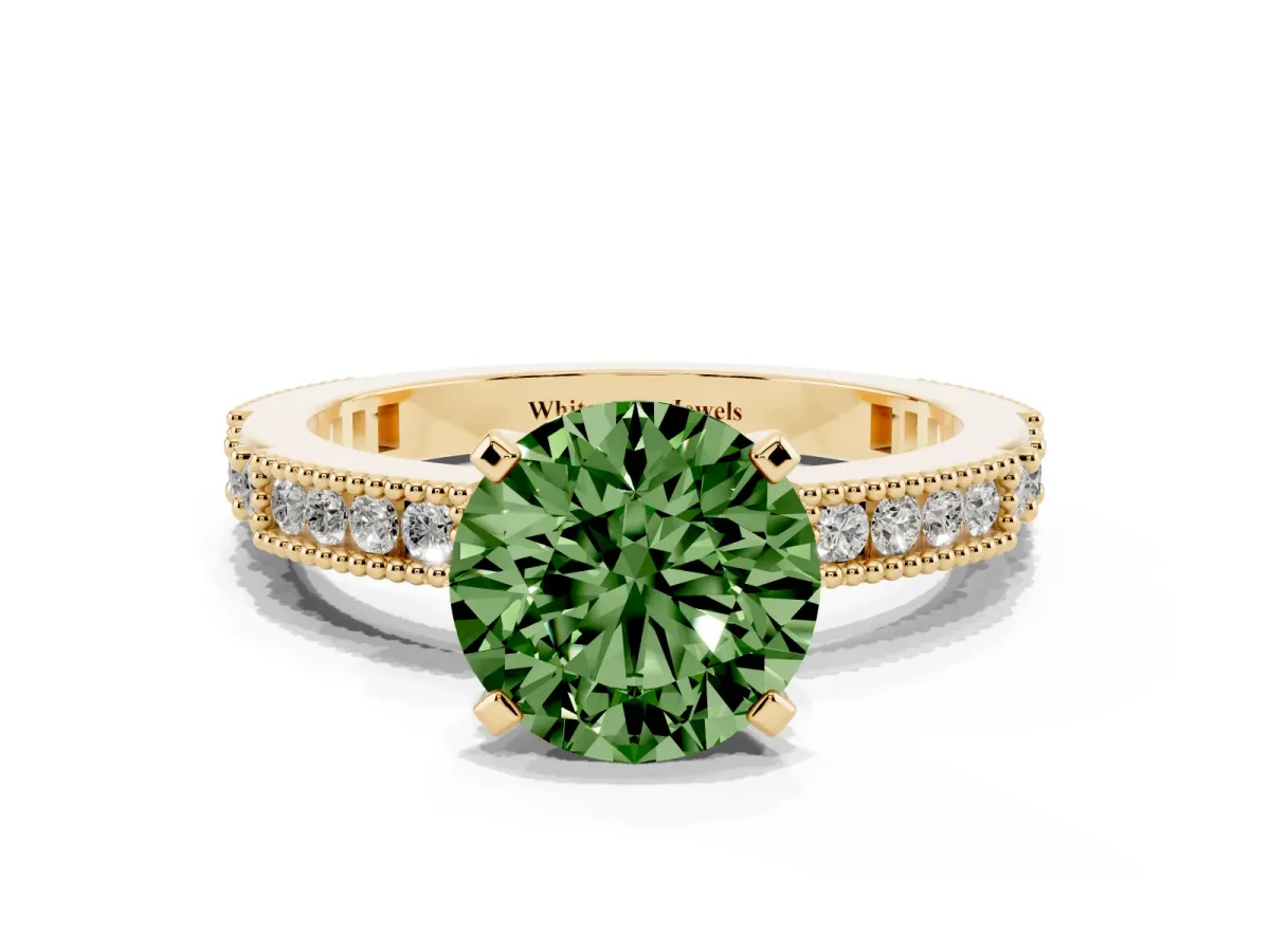 Fancy Green Round Cut Solitaire with Pavé Band and Four-Prong Setting Yellow gold