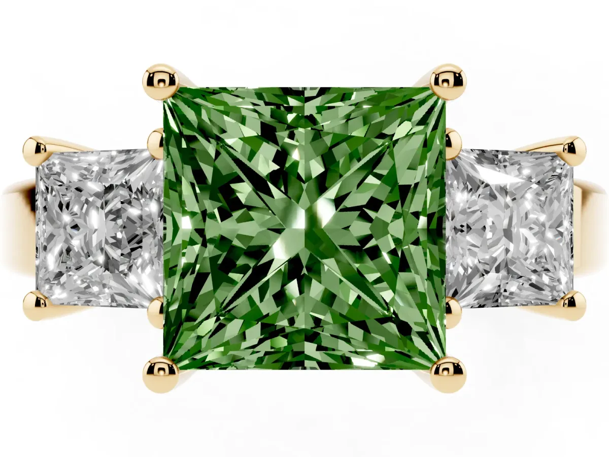 Fancy Green Three-Stone Princess Cut Cut Solitaire Ring with Prong Setting Yellow gold