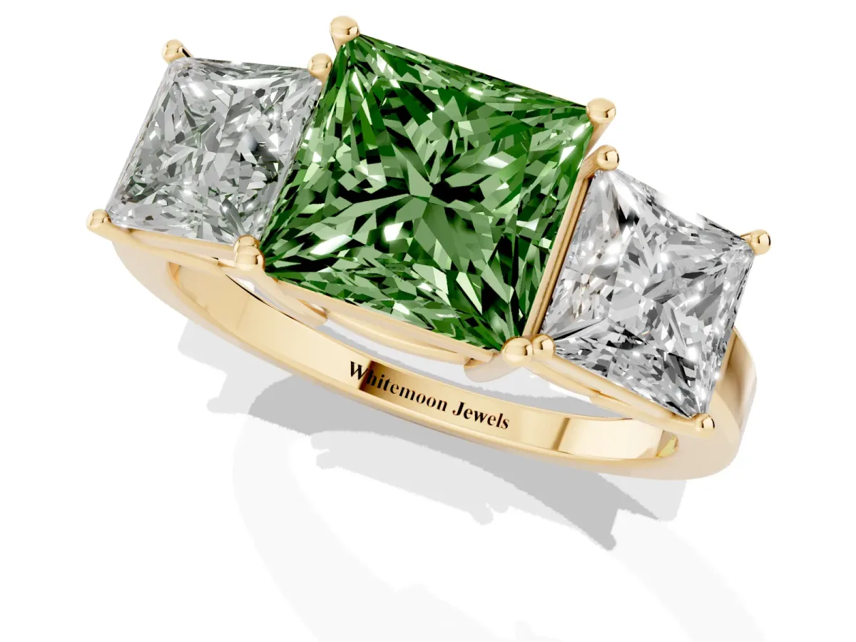Fancy Green Three-Stone Princess Cut Cut Diamond Engagement Ring with Flat Band and Four-Prong Setting Yellow gold