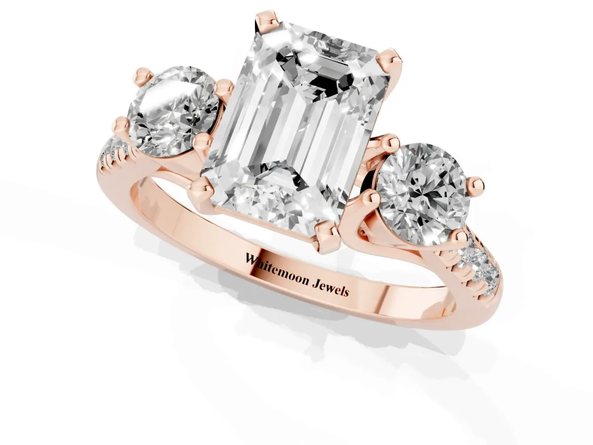 Three-Stone Emerald Cut Diamond Pavé Band with Four-Prong Setting Rose gold