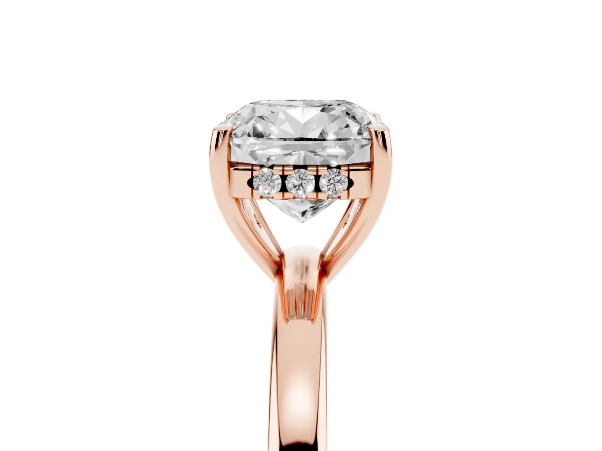 Cushion Cut Solitaire Diamond Ring with Prong Setting and Plain Band Rose gold
