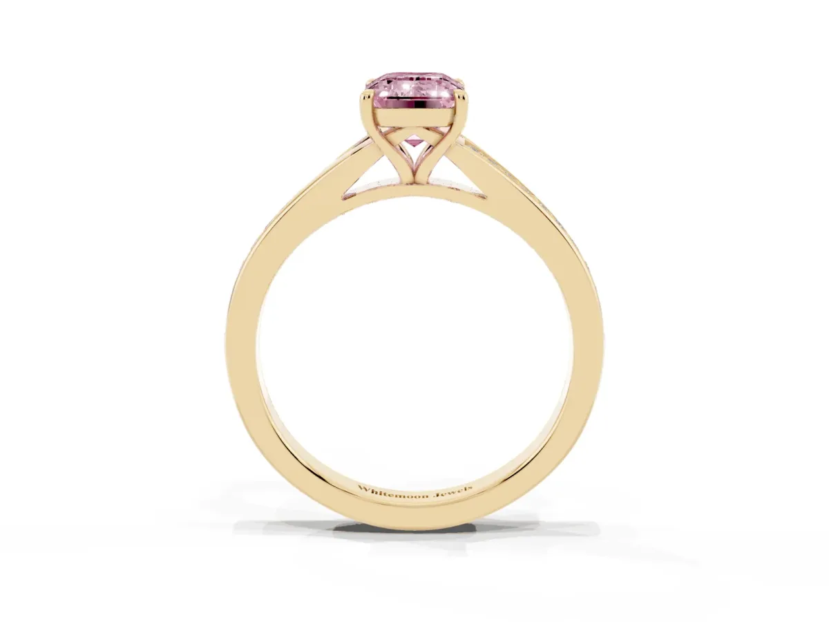 Fancy Pink Emerald Cut Diamond Solitaire Ring with Pavé Band and Prong Setting Yellow gold