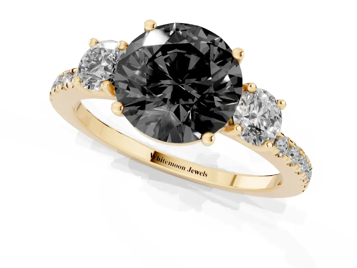 Fancy Black Three-Stone Round Cut Cut Diamond Pavé Band with Prong Setting Yellow gold