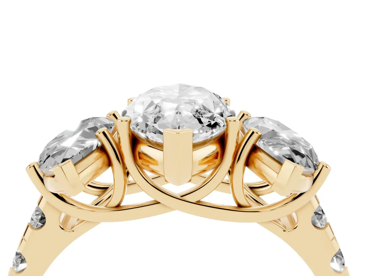 Three-Stone Marquise Cut Diamond Pavé Band with Prong Setting Yellow gold