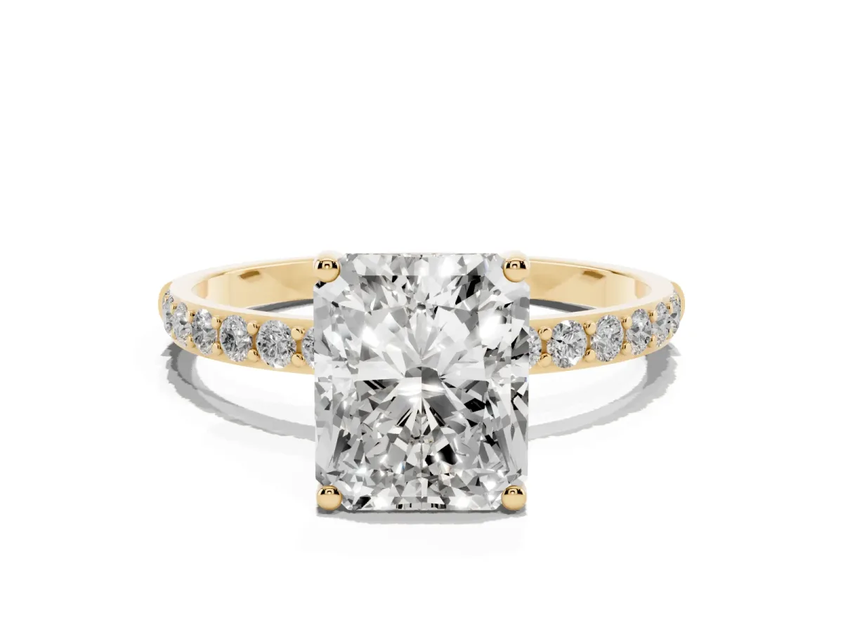 Radiant Cut Diamond Solitaire Ring with Round Pavé Shoulders and Prong Setting Yellow gold