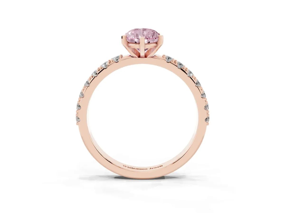 Fancy Pink Pear Cut Diamond Solitaire Pavé Band with Four-Prong Setting Rose gold