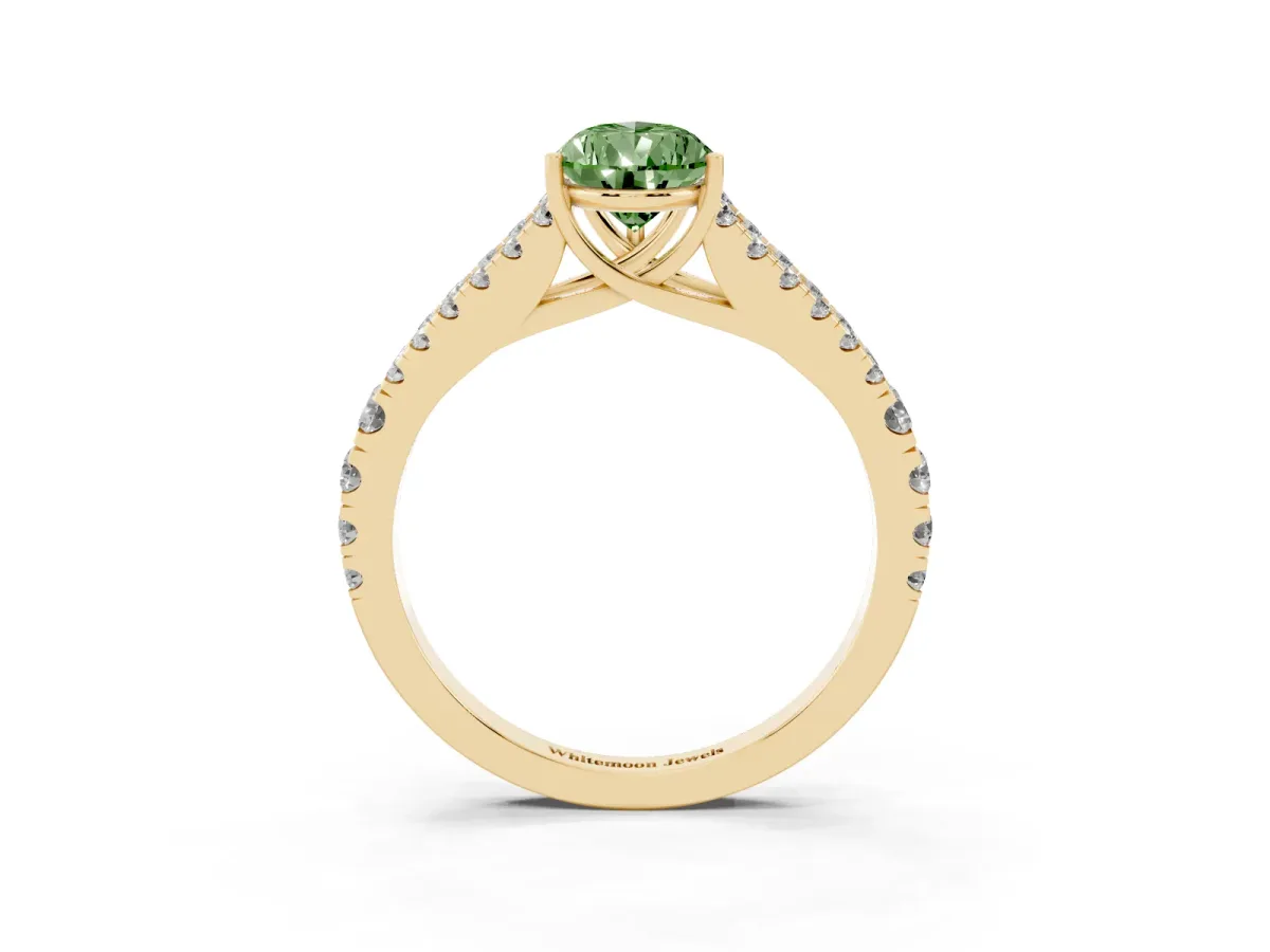 Fancy Green Pear Cut Diamond Split Shank Pavé Engagement Ring with Four-Prong Setting Yellow gold