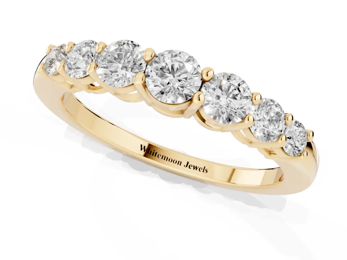 Round Diamond Prong-Set Half-Eternity Band Yellow gold