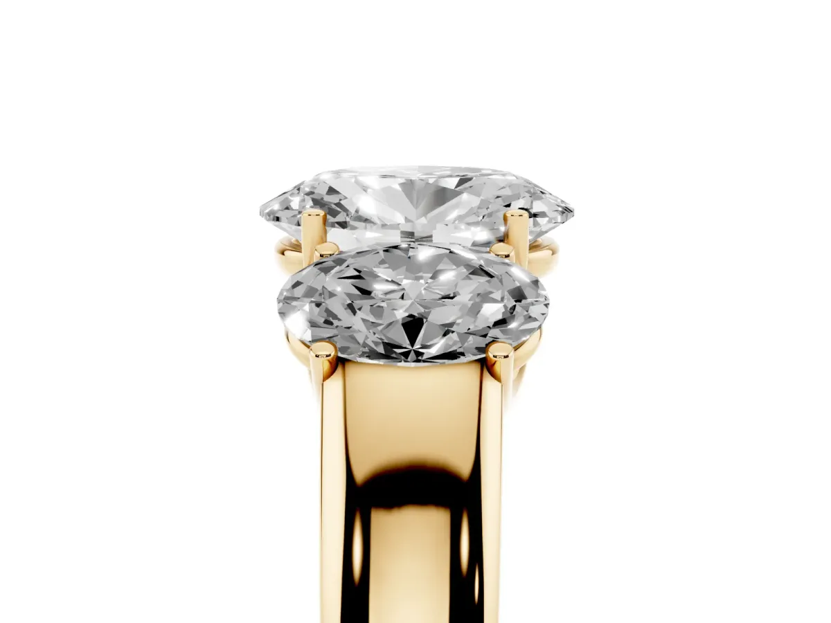 Three-Stone Oval Cut Cut Diamond Ring with Prong Setting and Classic Band Yellow gold