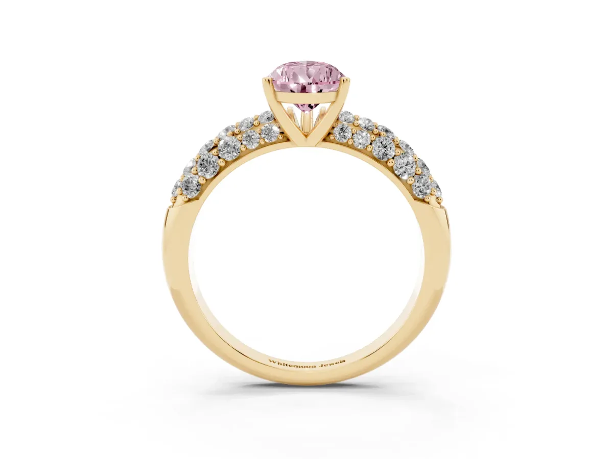 Fancy Pink Pear Cut Diamond Pavé Band Solitaire Ring with Four-Prong Setting Yellow gold