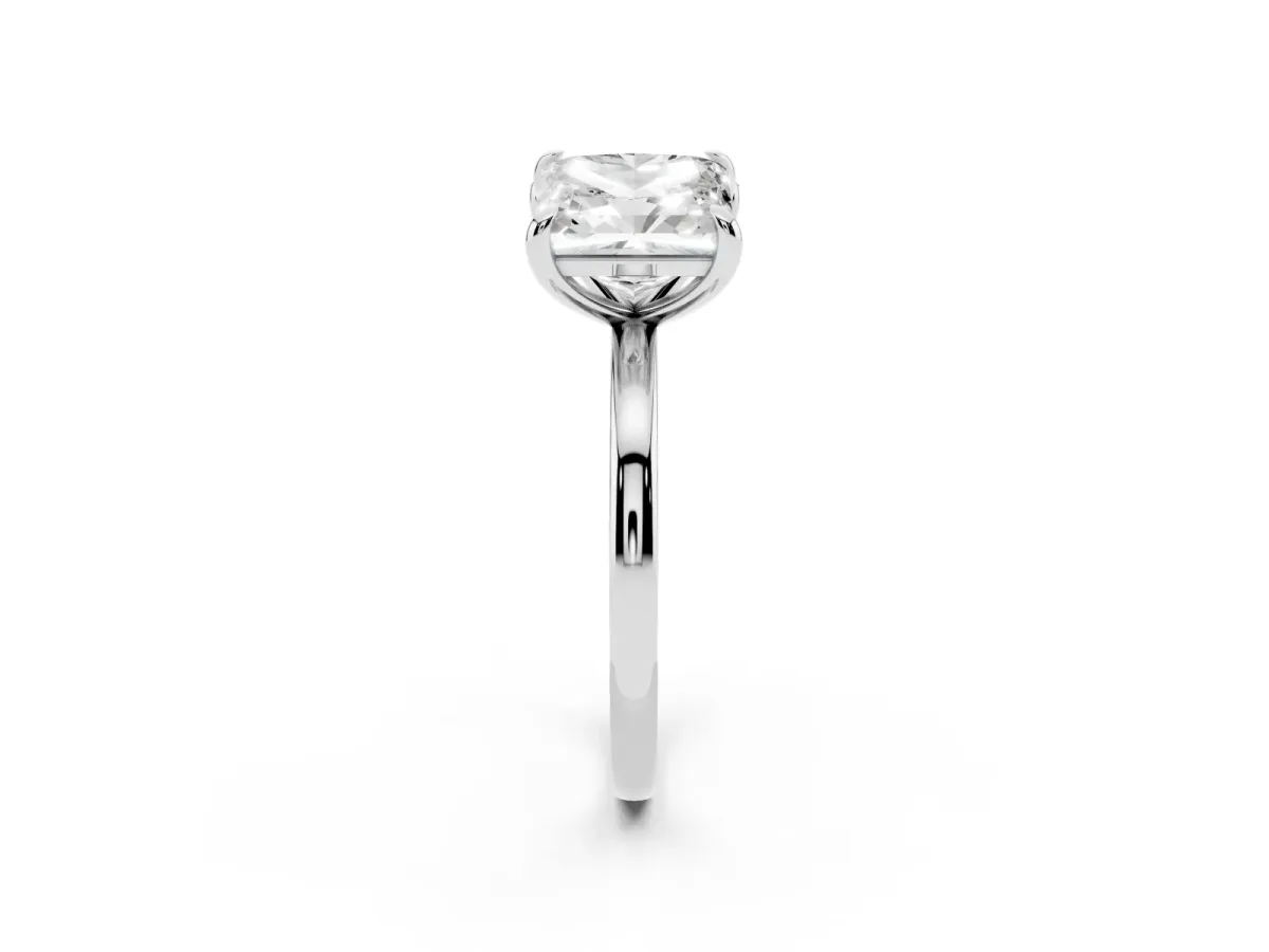 Radiant and Princess Toi Moi Ring with Prong Setting and Plain Band Platinum