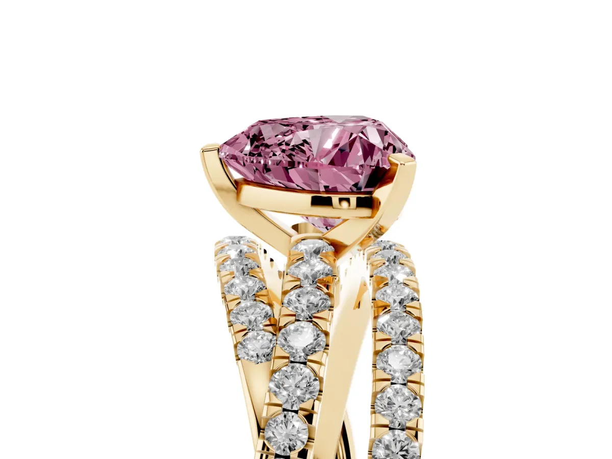 Fancy Pink Heart Cut Solitaire Twist Band with Pavé Setting and Four-Prong Setting Yellow gold