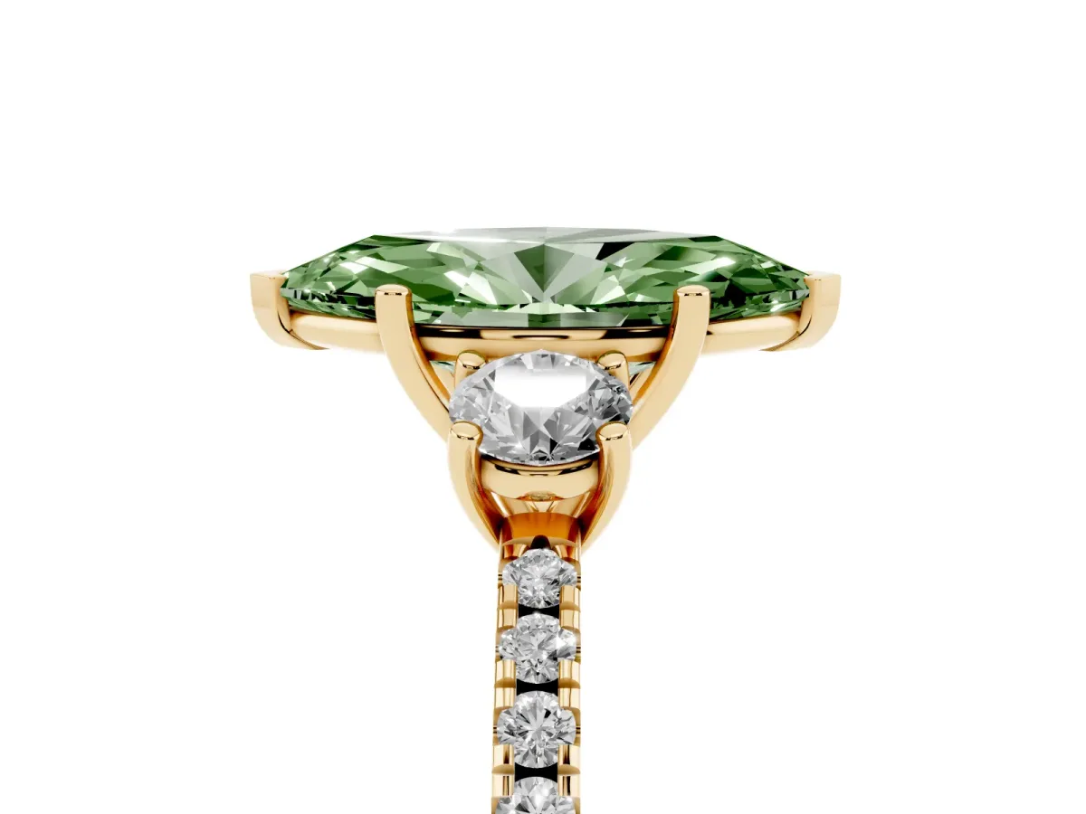 Fancy Green Three-Stone Marquise Cut Cut Diamond Pavé Band with Prong Setting Yellow gold