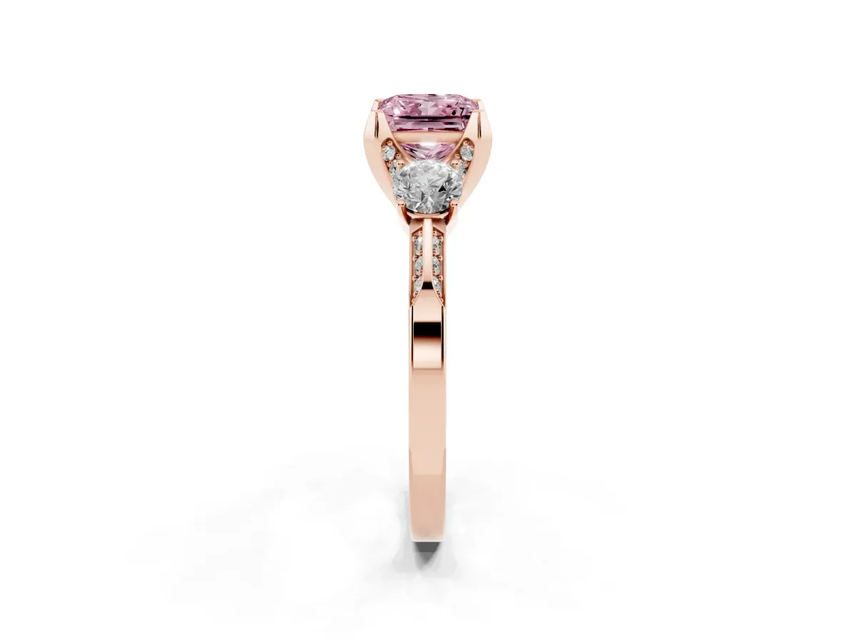 Fancy Pink Princess Cut Brilliant Three-Stone Diamond Ring with Pavé Band and Four-Prong Setting Rose gold