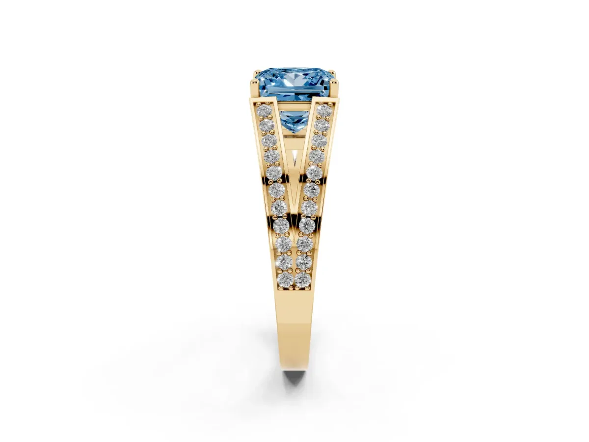 Fancy Blue Princess Cut Diamond Split Shank Ring with Pavé Band and Four-Prong Setting Yellow gold