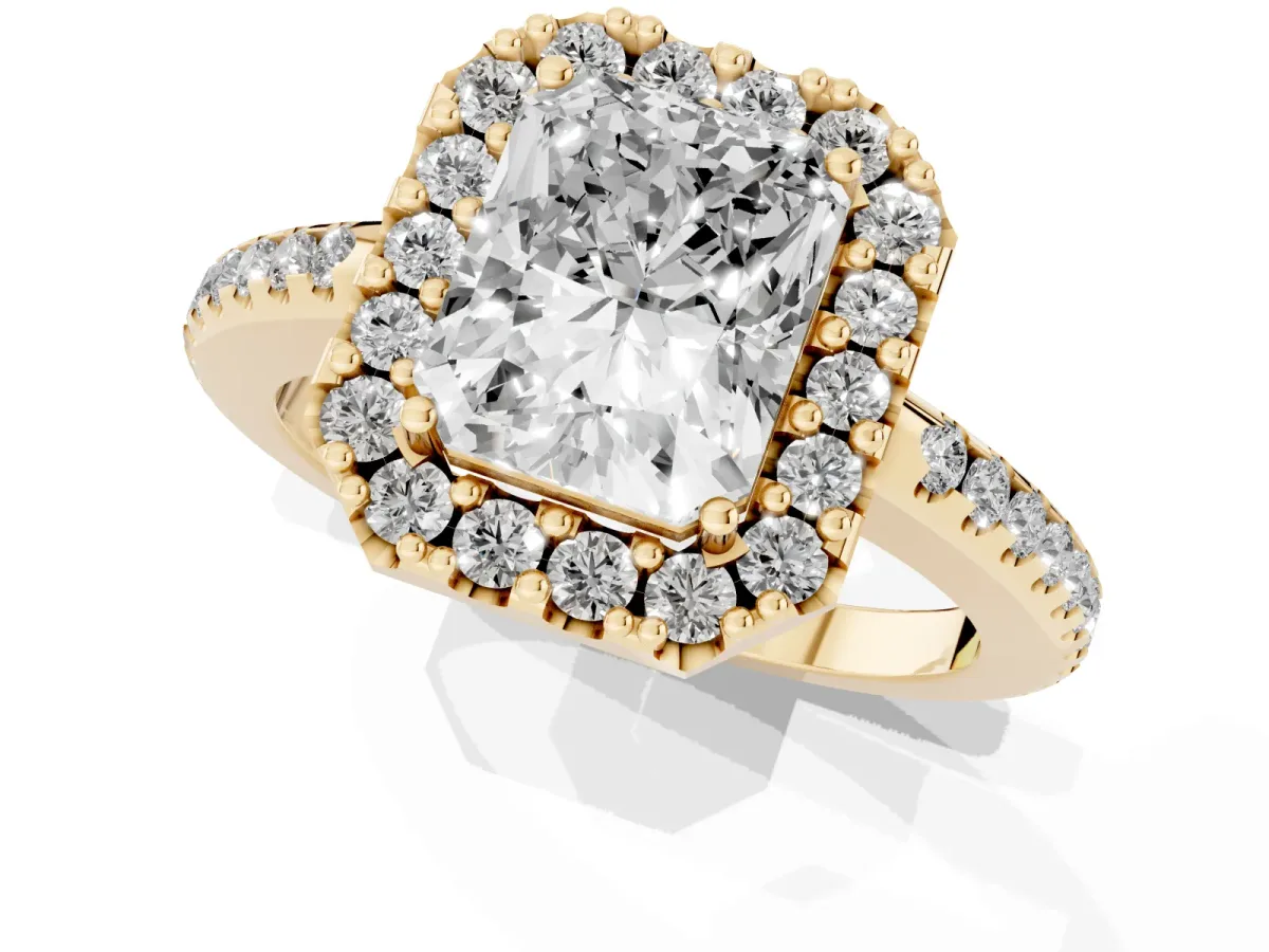 Radiant Cut Diamond Pavé Halo Ring with Four-Prong Setting Yellow gold