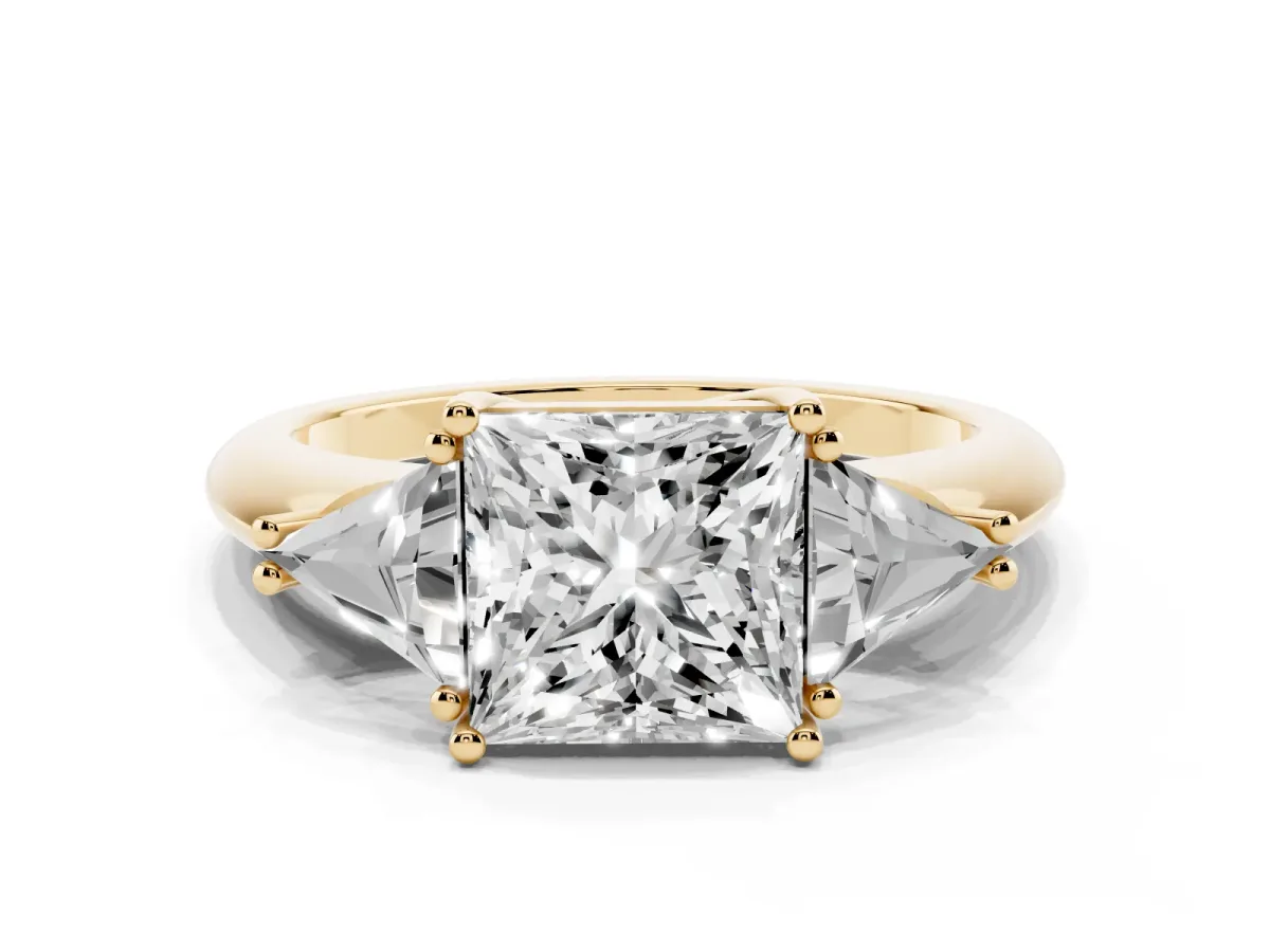 Three-Stone Princess Cut Diamond Engagement Ring with Trillion Side Stones and Prong Setting Yellow gold