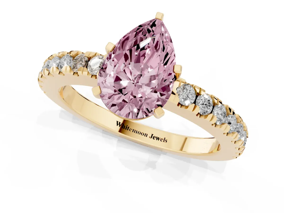 Fancy Pink Pear Cut Solitaire Diamond with Pavé Band and Four-Prong Setting Yellow gold