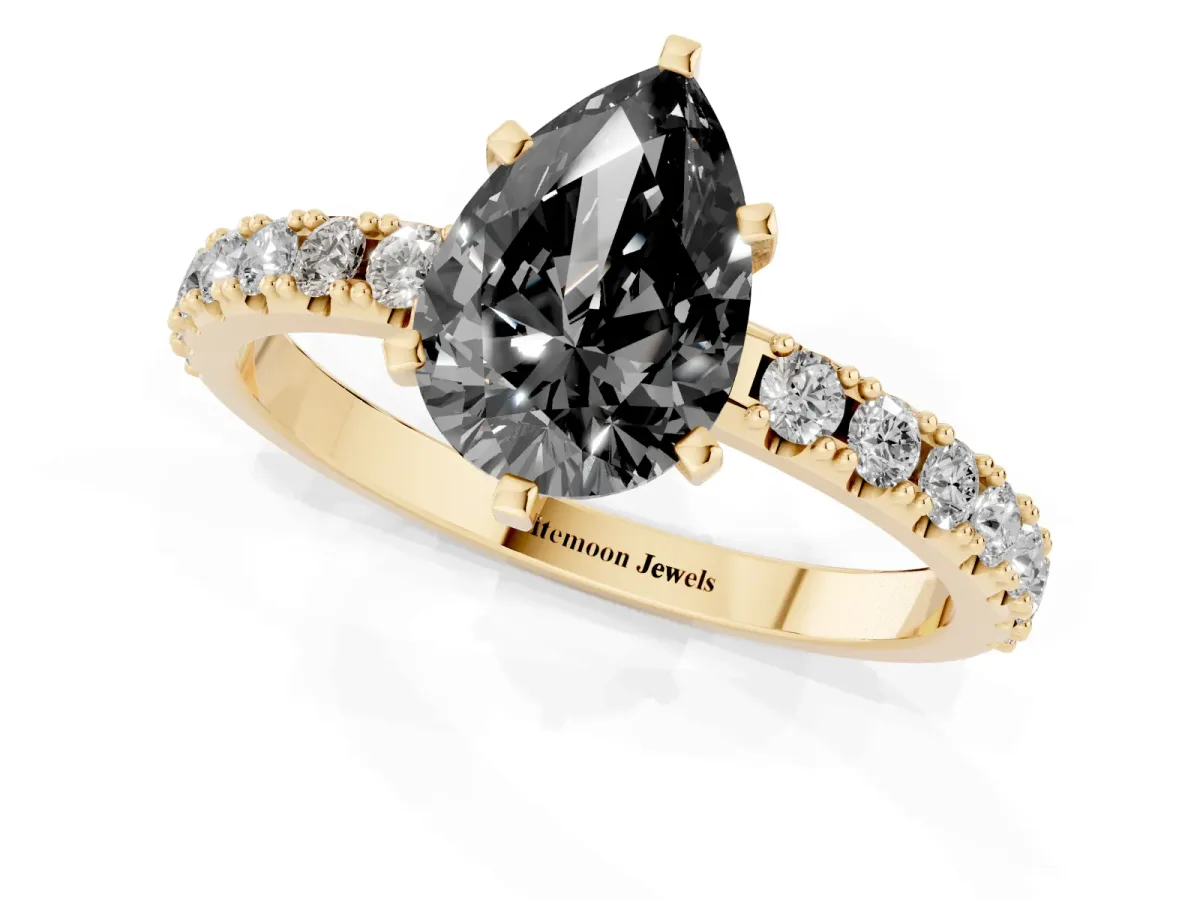 Fancy Black Pear Cut Diamond Solitaire Pavé Band with Four-Prong Setting Yellow gold