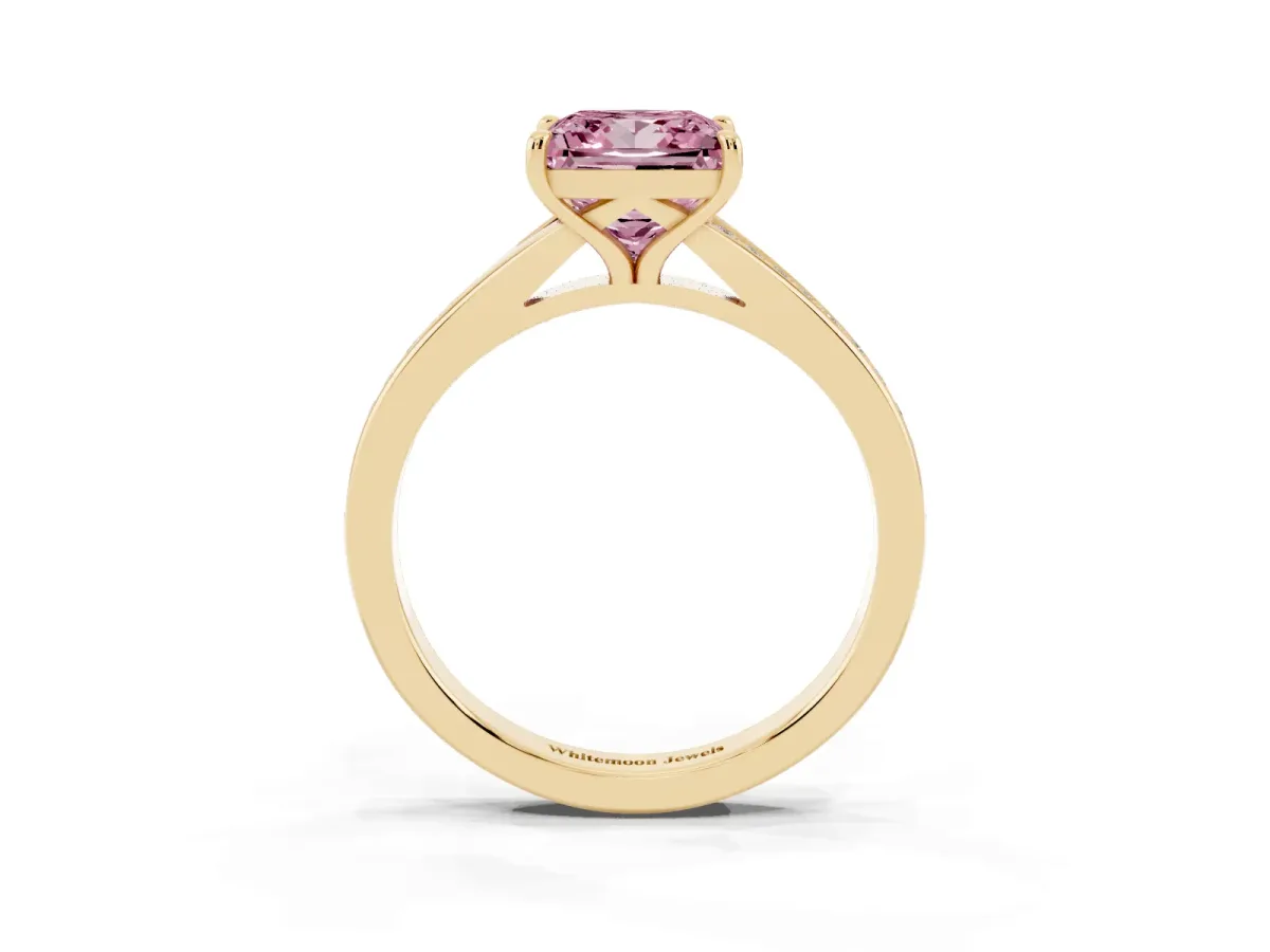 Fancy Pink Princess Cut Diamond Solitaire Ring with Pavé Band and Prong Setting Yellow gold