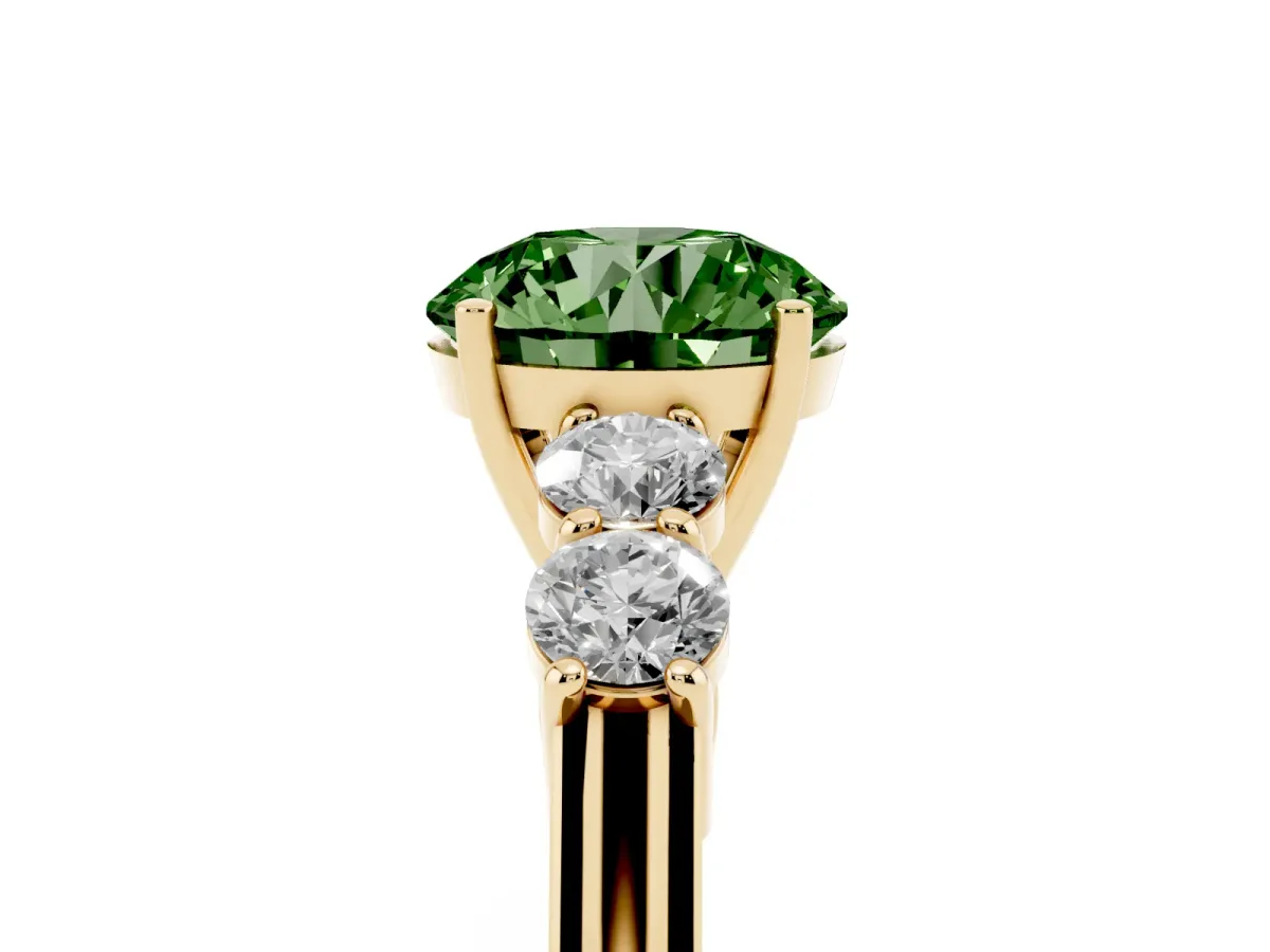 Fancy Green Round Cut Cut Diamond Five-Stone Prong Set White Gold Ring Yellow gold