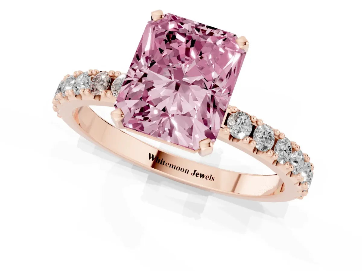 Fancy Pink Radiant Cut Diamond Solitaire Pavé Band with Four-Prong Setting Rose gold