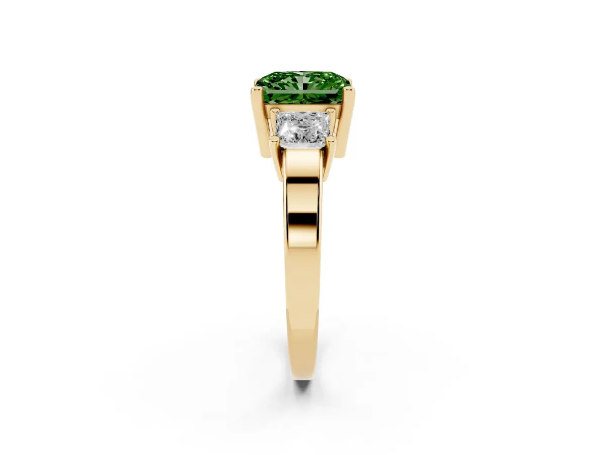 Fancy Green Three-Stone Radiant Cut Cut Solitaire Ring with Prong Setting Yellow gold
